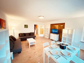 Cozy House with Garden in Norderstedt